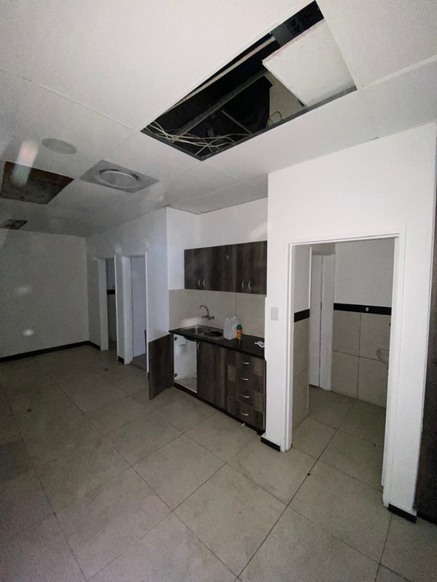 To Let commercial Property for Rent in Brackenfell Central Western Cape